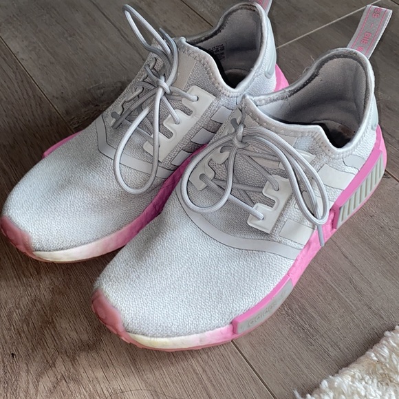 Adidas Originals Women's NMD_R1 shoes - Picture 5 of 6